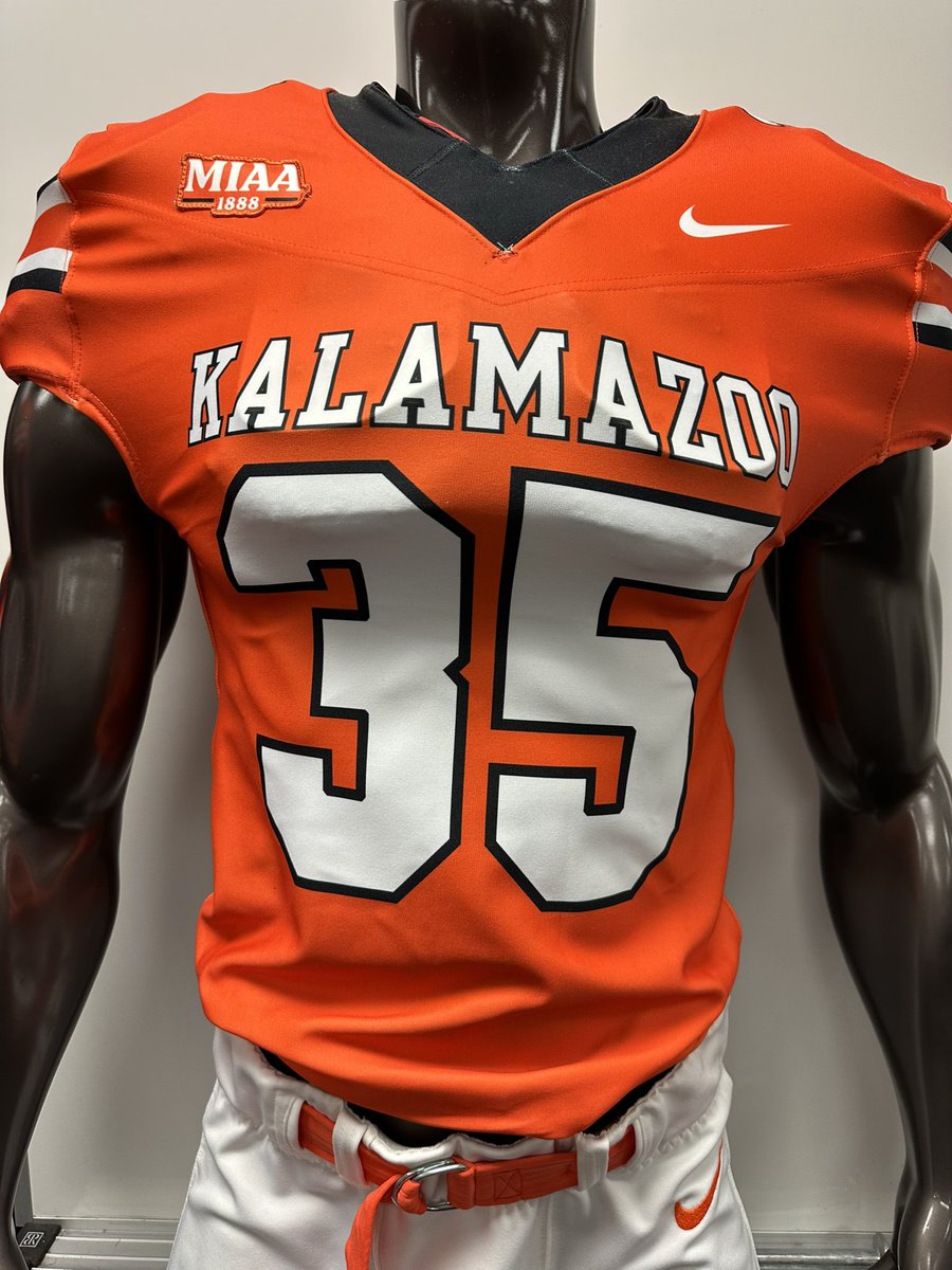 Grateful to receive another offer from <a href="/CoachZorboKZOO/">Coach Zorbo</a> to play at Kalamazoo College. #hornetway

<a href="/Joe_Drouin/">Mr. Drouin</a> 
<a href="/GPN_FTBL/">Norsemen Football</a> 
<a href="/CoachGainesRec/">CG Recruiting</a>