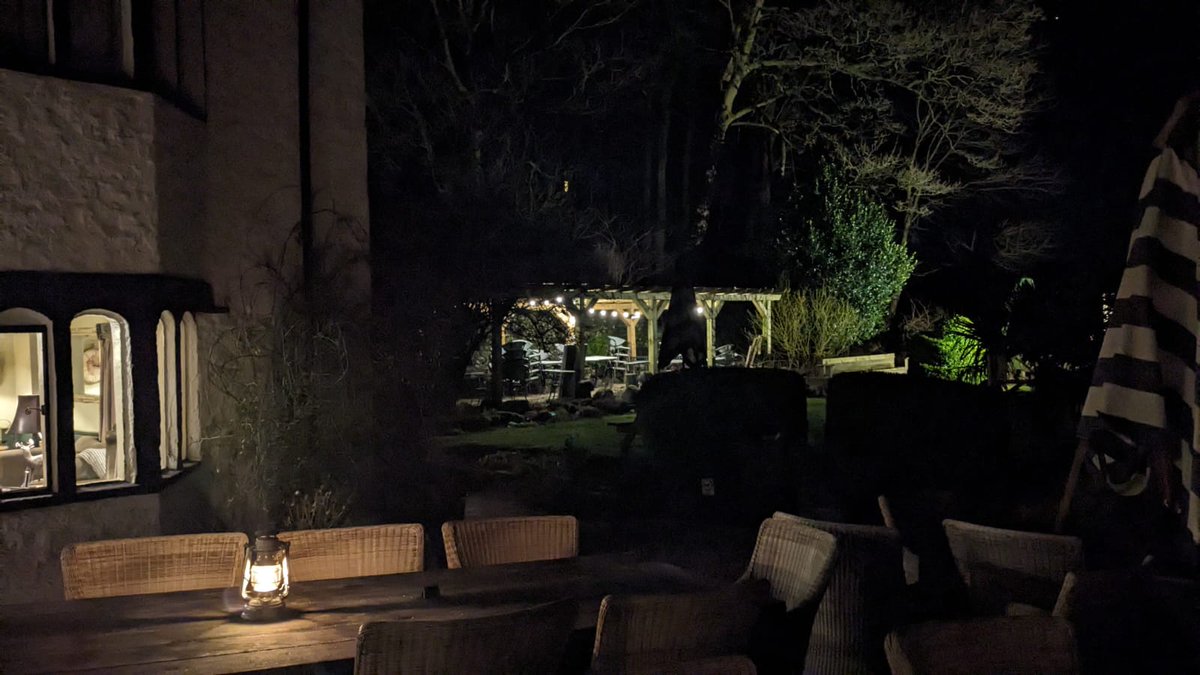 ⓋeganOliⓋe tweet media