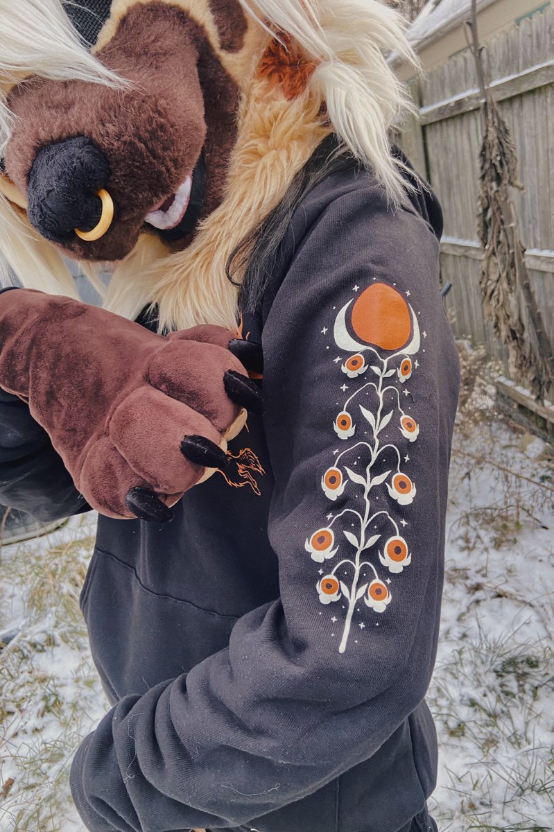 「✷ - NEW - BLOOD MOON HOODIES ✷   Debutin」|✺ 𝕸𝖔𝖙𝖍 ✺ ➡️ FWAのイラスト