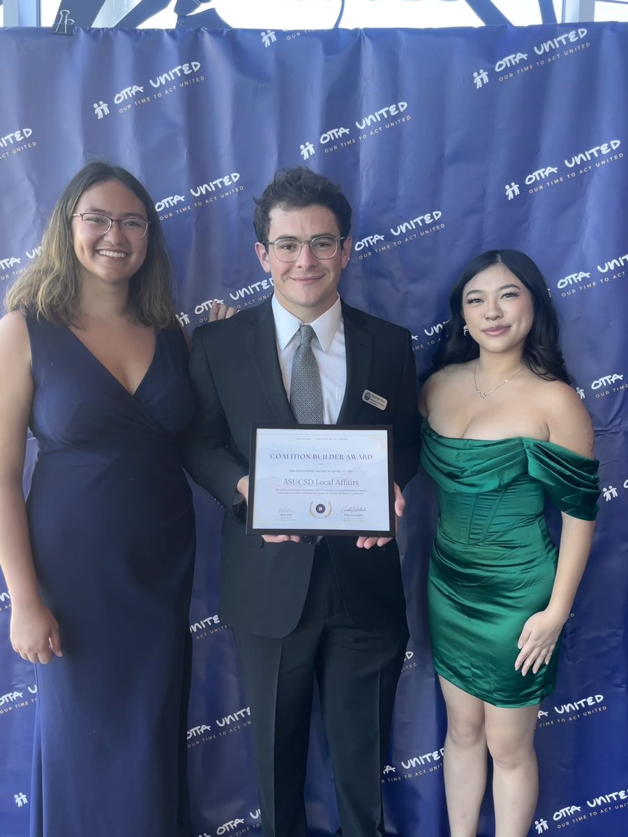 GKoenigshofer's tweet photo. Thank you to @ottaunited for recognizing @ASUCSDLocal with the Coalition Builder award! We’re looking forward to continuing our collaboration on making San Diego affordable for students to live! https://t.co/82mqKMAjo4