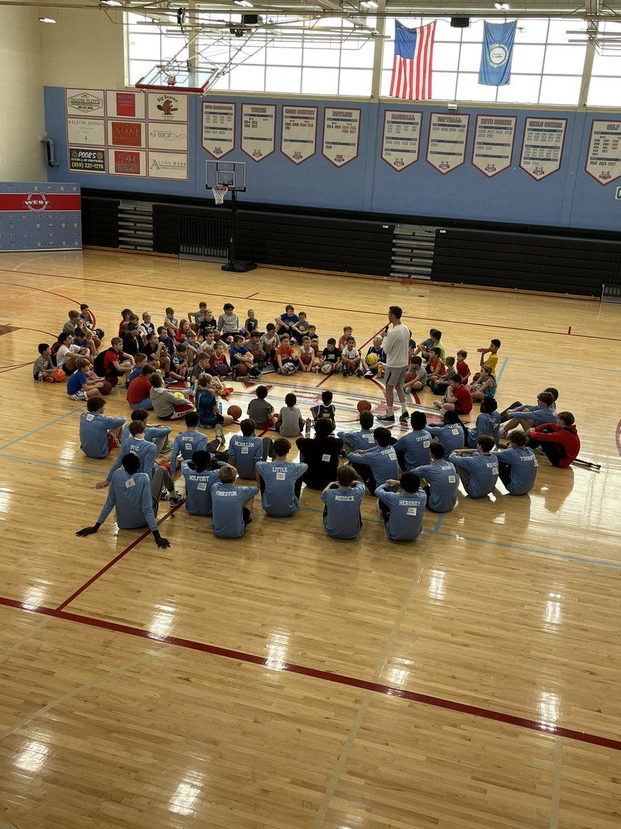 WJColtsBball's tweet photo. THANK YOU to all involved for making the Future Colt Youth Clinic an amazing success. 
#GoColts https://t.co/Lm0Tsl2CMX