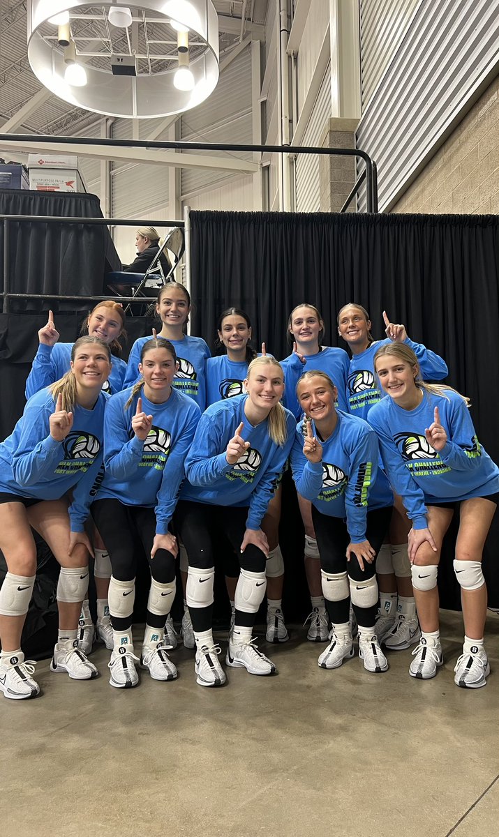 tim_haffner's tweet photo. Congrats to Team Pineapple 16 BlackL on winning the 2024 Ft. Wayne MLK 18 Open Division. Played up in 18 Open and didn’t lose a set all weekend!! 👏🍍🏐 🏆@LBpineapple @LTPer https://t.co/hHj0IMpEjA