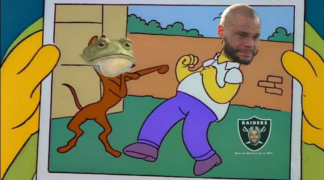 NacionMemesNFL's tweet photo. Ahhh pero ya la iban a jubilar :v https://t.co/RYqxQH63N2