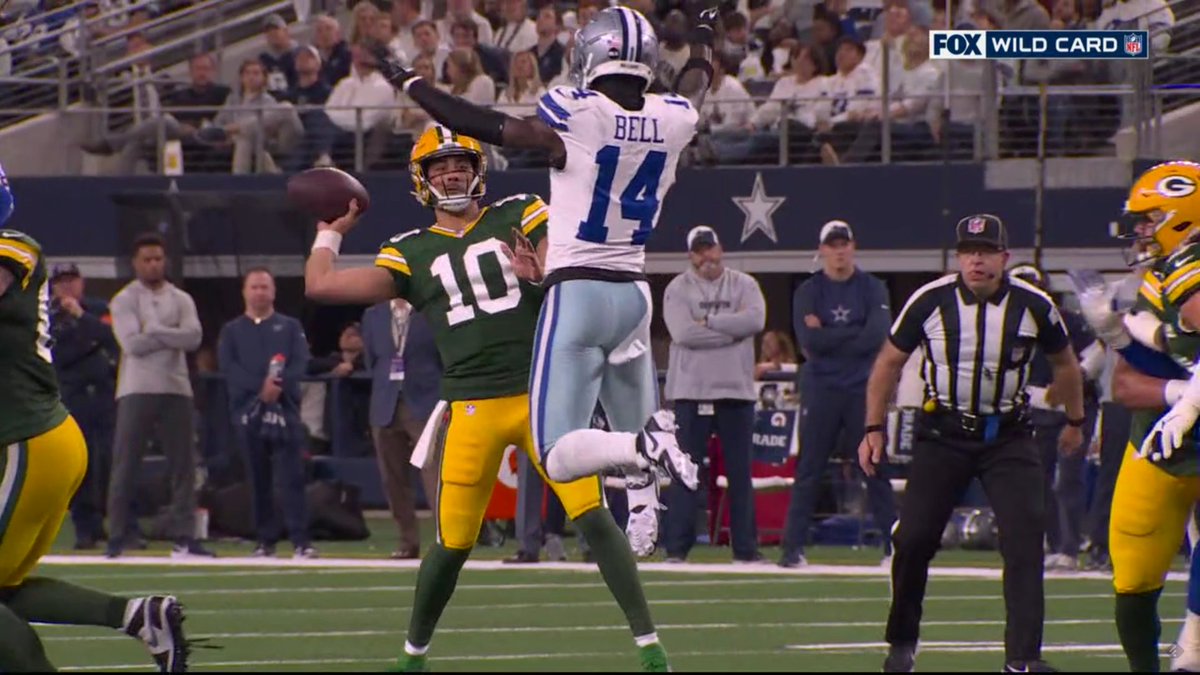 Jordan Love's first playoff touchdown pass: