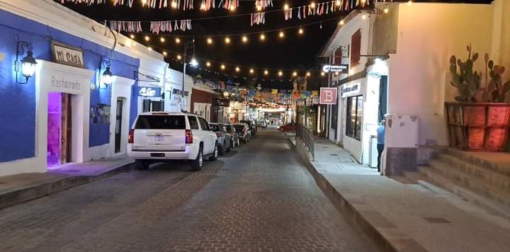 BajaShuttle's tweet photo. San José del Cabo is a tourist city on the southern tip of the Baja California peninsula, in Mexico. It is known for its sandy beaches and colonial buildings
YouTube: https://t.co/zDSDui7iKQ
Follow us on 📸 instagram: https://t.co/i6FNm051YP
Telegram: https://t.co/un6e8Ls4pL https://t.co/Ib2zBeozAN