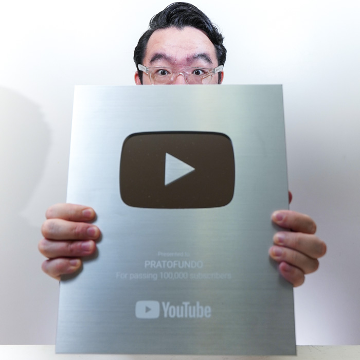 pratofundo's tweet photo. Não fale comigo e nem com meu filho prateado 🤣 🥳🎉 #SilverPlayButton

Demorou, mas chegou @YouTubeBrasil! https://t.co/62MuSbVEop