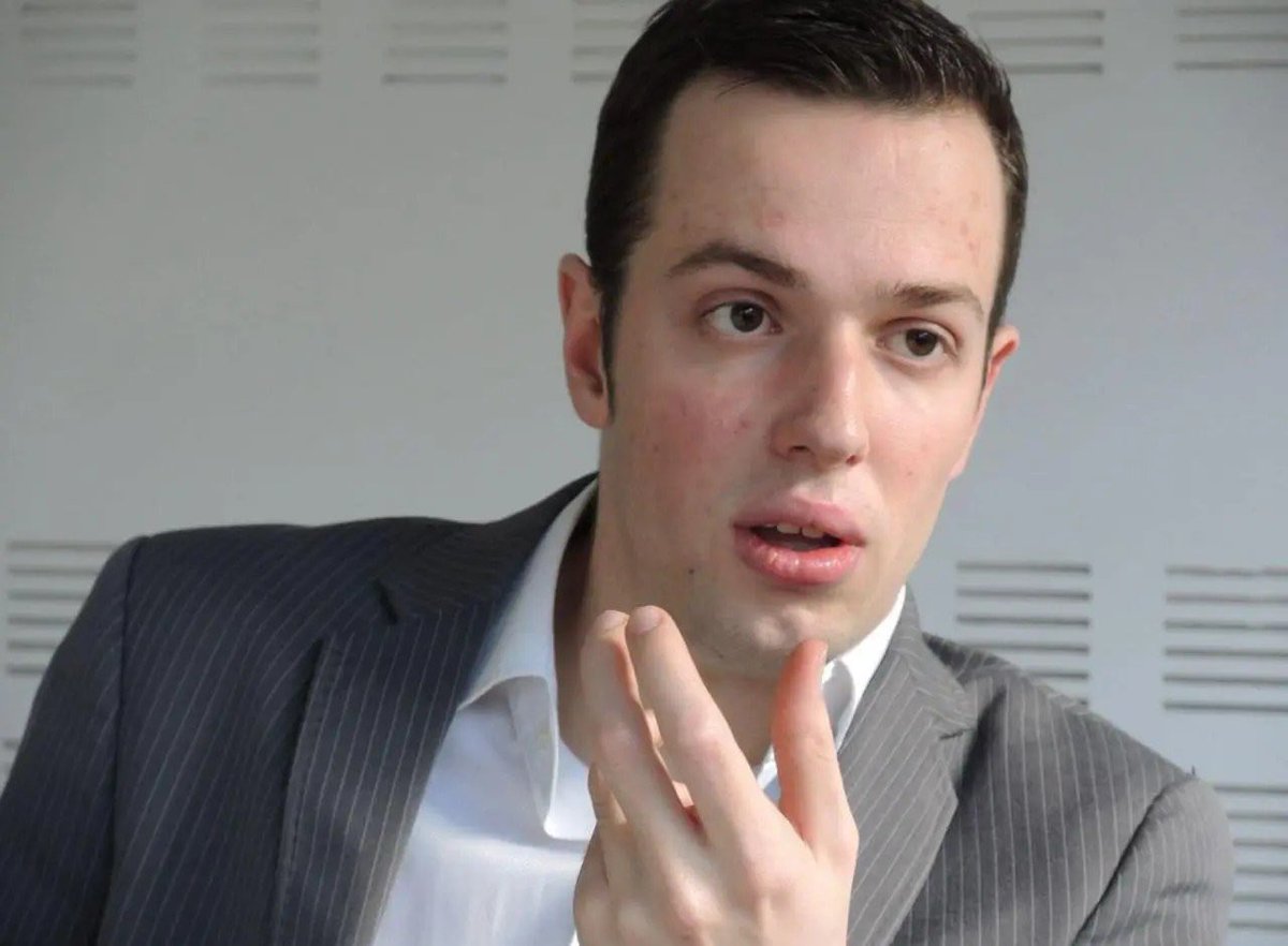 's tweet image. 🇬🇳 #Guinée 🔥🩸🚨🛑: 

Selon plusieurs sources 

Thomas Dietrich @thomasdietrich0 a été arrêté dimanche, 14 janvier dans un hôtel de Kipé, en banlieue de Conakry.

Thomas Dietrich @thomasdietrich0, né le 25 juin 1990 à #Altkirch est un romancier, journaliste et haut fonctionnaire