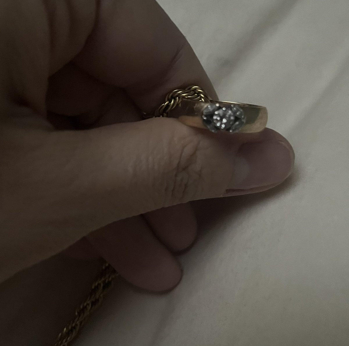 mel_med_larson's tweet photo. Had a meltdown yest over missing Amy Poehler/Tina Fey’s show (Portland snow)

1hr later I realized Mom’s wedding ring wasn’t on my finger. Found it 😮‍💨 &amp; knew that it reframed what’s important—gave me perspective

And that comes from my Mom

I hear you Lois—I get it &amp; I miss u🥺🥰 https://t.co/x4lkTcZcYN