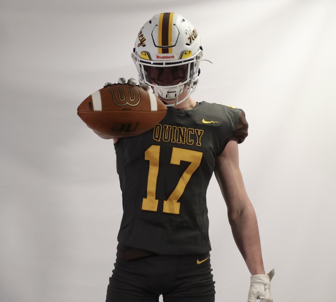 athencarter005's tweet photo. I had a great official visit at Quincy University today! Thank you @CoachPannone, @TheCoach_Buddha, and @CoachKillday for the great experience! 🟡🟤 https://t.co/FMOUYahA11