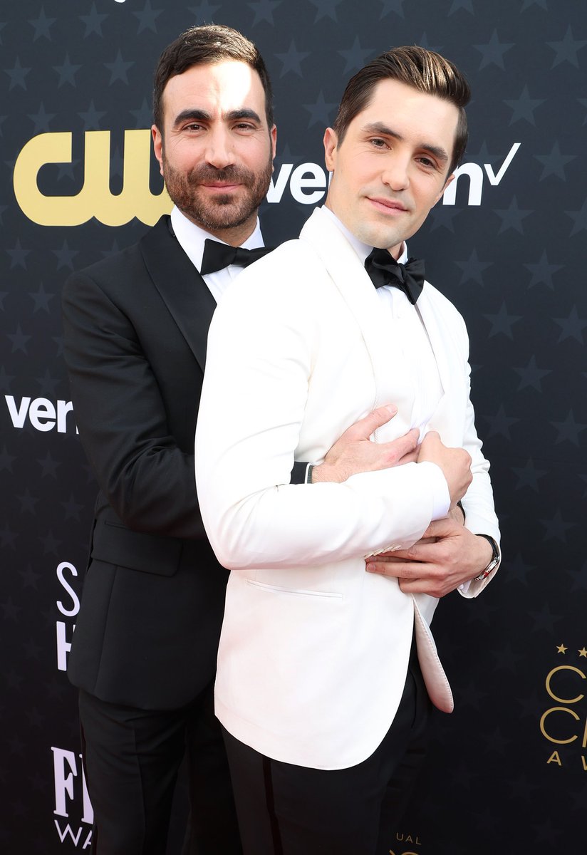 jackosdimple's tweet photo. GIVE ME A ROM COM WITH PHIL DUNSTER AND BRETT GOLDSTEIN AND GIVE IT TO ME NOW!!!!! https://t.co/n8ynRJ7QfG