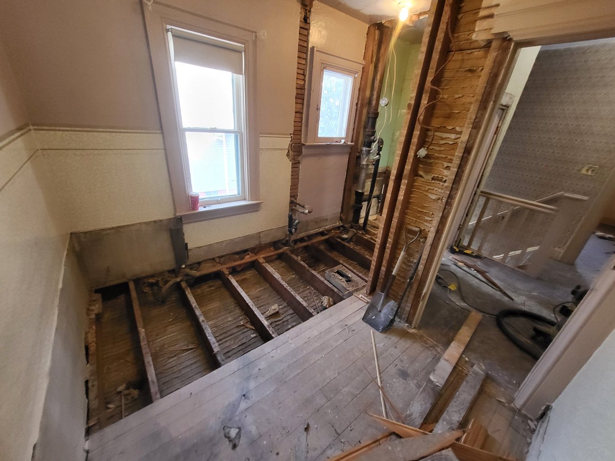 Complete Bathroom reno/expansion🤟🛠 #renovation #construction