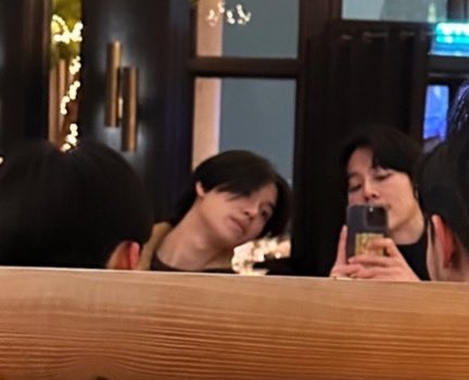 jutamas0526's tweet photo. นี่คืออะไร! ตื่นมายิ้มแก้มแตกแต่เช้า ปารีสหวานฉ่ามมมม พี่คือแบบแคร์น้องมากกก โอ้ยหวานนนน

#yinyin_anw #warwanarat #หยิ่นวอร์ 
#EuropeTripwithYinWar https://t.co/XcoIZm130u