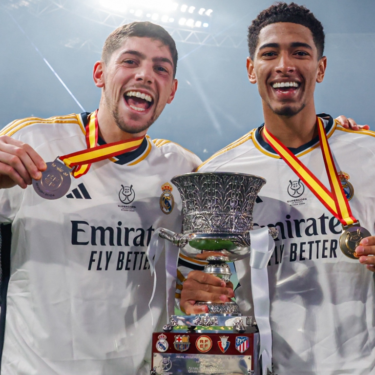 InvictosSomos's tweet photo. ¿Jude Bellingham y Fede Valverde en un mismo equipo? Lo del Real Madrid no tiene sentido. ES UN ABUSO.