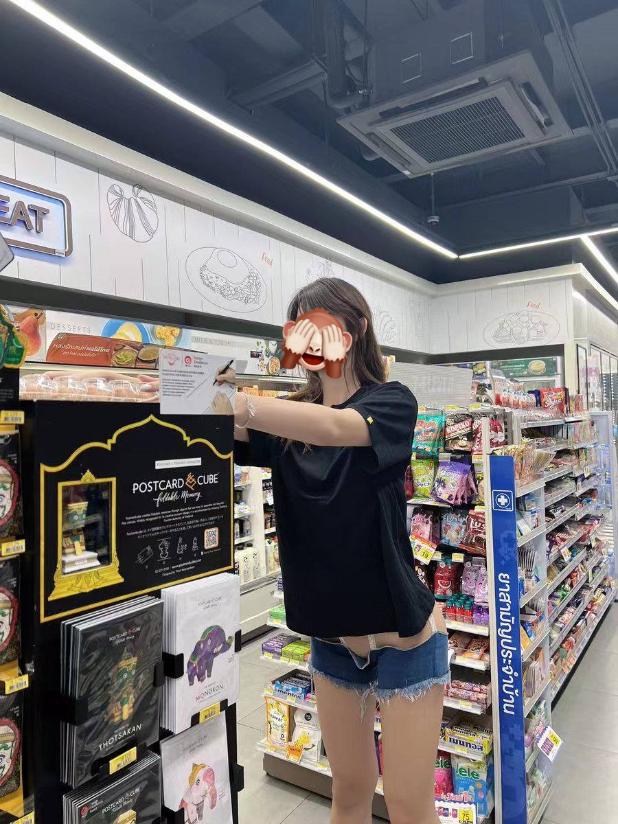 ไม่เคยคิดว่าถ้าเราแต่งตัว ยั่วๆให้คนมองน้ำจะเดินได้เดี๋ยวลงเพิ่ม นะ
#ชอบโชว์ #นอกใจ #เย็ดหี
#fwb #ด้านมืด #fwbกทม