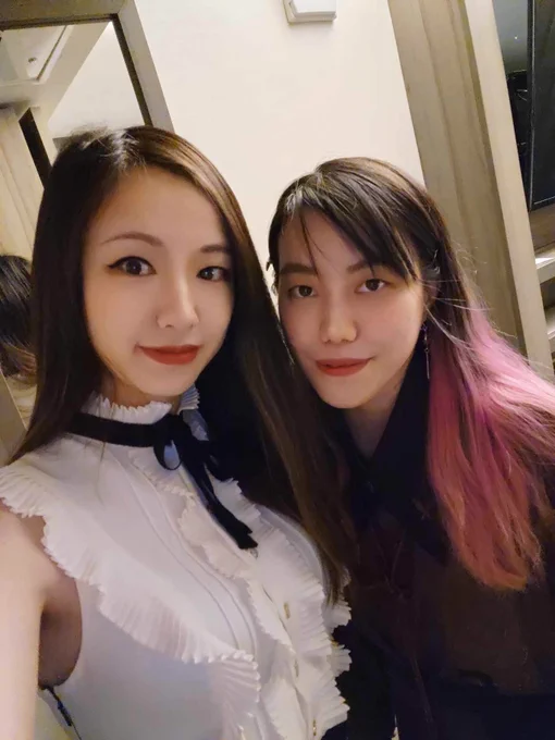 Had fun time in Genshin concert yesterday at NYC with Eiloria  I wish there were more sumeru songs I really like them a lot!! We also had so much fun at NYC, walked around and tried so many food and drinks, overall was a good experience and break!