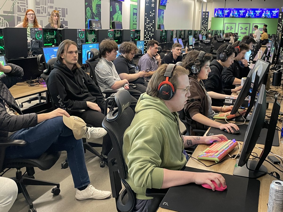 Localhost in Fullerton tweet media