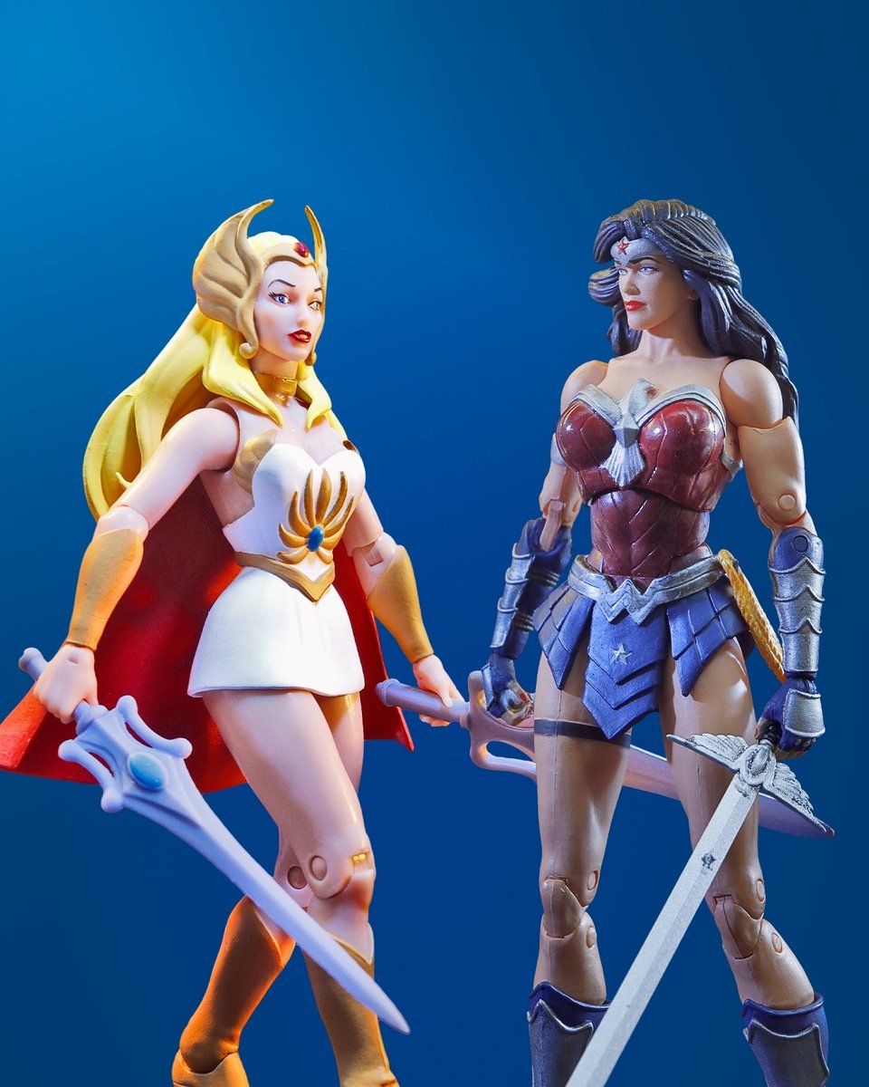 GeekCDtoys's tweet photo. SHE-RA VS WONDER WOMAN

Who is the ultimate princess of power? Only one will survive!

#shera #sheraandtheprincessesofpower #catra #adora #sherafanart #bow #mermista #sheraprincessofpower #perfuma #sheraedit #scorpia #hordak #sheranetflix #motu #heman #frosta
#wonderwoman #dccomics #superman #batman #dc #justiceleague #dcuniverse #aquaman #galgadot #comics #flash