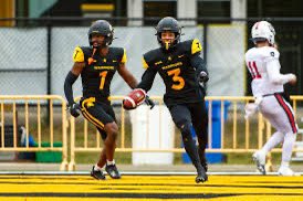 Austindunnill's tweet photo. After a great conversation with @bertwarriorfbal, i’m excited and blessed to announce I have received my first Usports athletic scholarship offer to the University of Waterloo. 
@WlooFTB @CoachConway49 https://t.co/6XfEbcaLgm