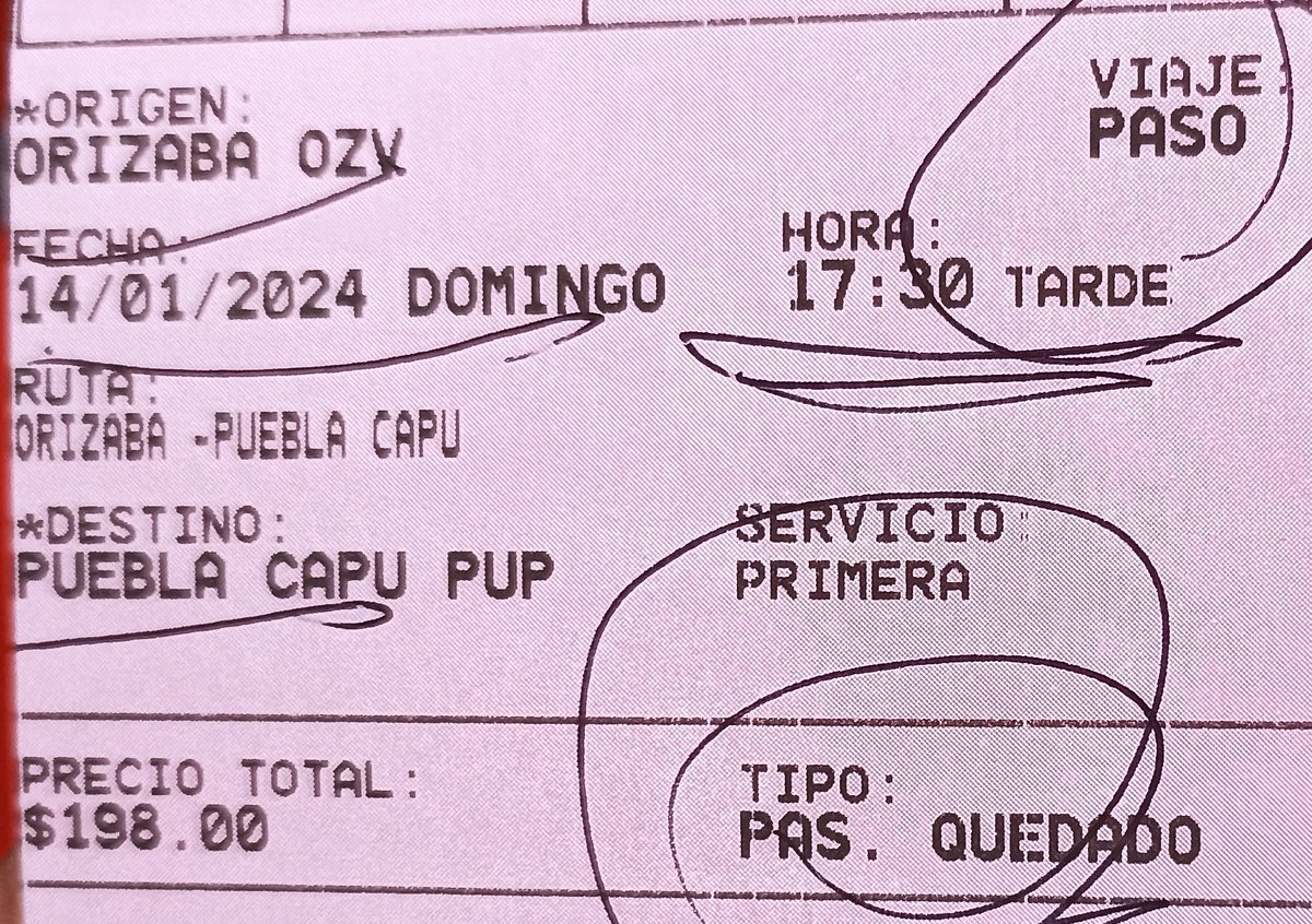 Heccentric's tweet photo. @tuADO Es la primera vez que visito Orizaba, Ver. Al comprar mis boletos de regreso (AU)  en su página web marcaba como punto de salida la terminal de ADO. Al llegar el personal de la central me informa que AU no presta servicio en dicha dirección y tuve que pagar como quedado https://t.co/7uncoavVew