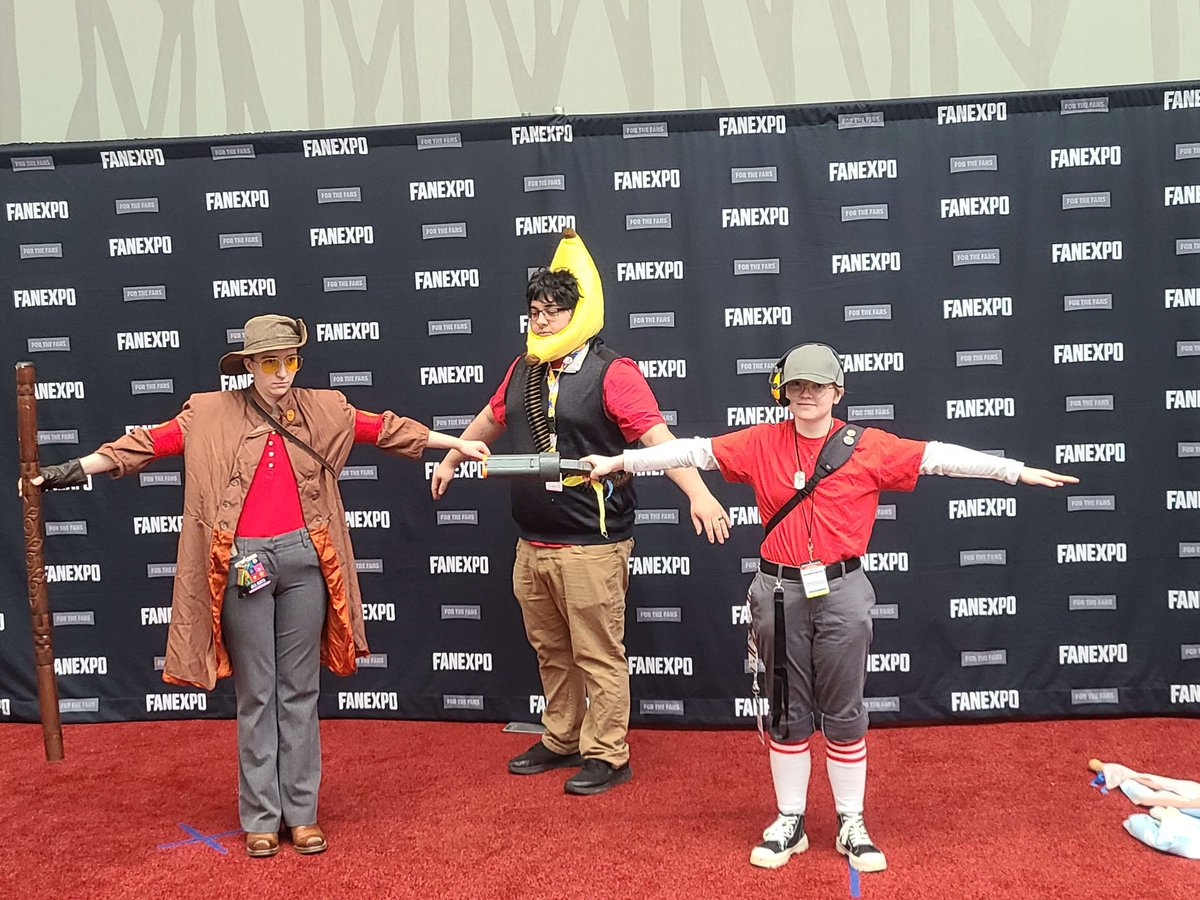 tf2cosplaycom tweet picture