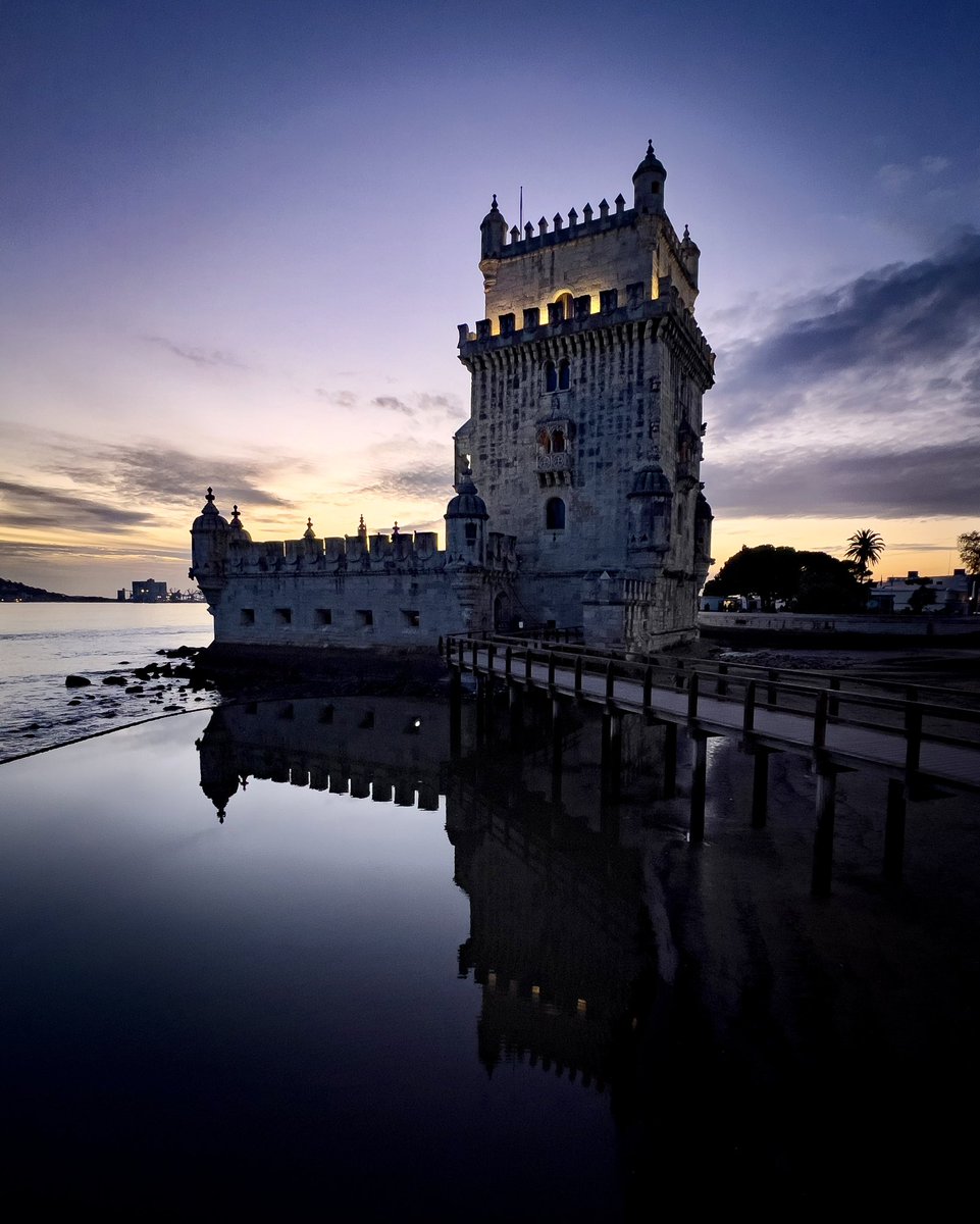 WellCamUnlimit1's tweet photo. ‼️
With its respectable 510 years, it’s not bad at all, is it?!

Here’s what Lisbon’s spectacular Belém Tower looks like on a winter’s day in January.

📷 @luismdrodrigues 

#visitportugal #Lisboa #travel #photograghy #localguide #privatetour https://t.co/W2zdJKKrp0