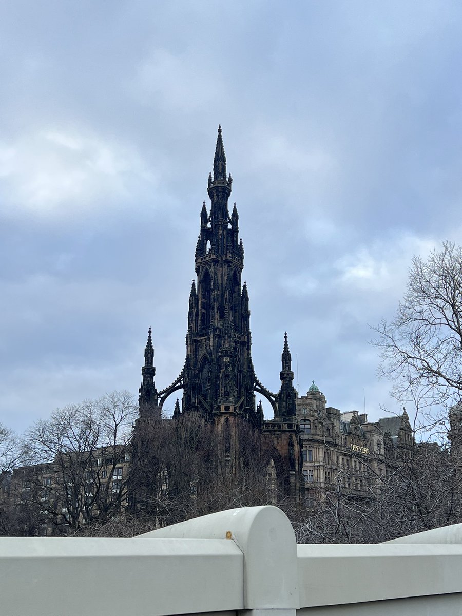 Athemuse1's tweet photo. Photo Dump Edinburgh, Scotland 🏴󠁧󠁢󠁳󠁣󠁴󠁿

#Travel #SoloTravel #UK #Europe #Scotland https://t.co/SJyjiDiYDX