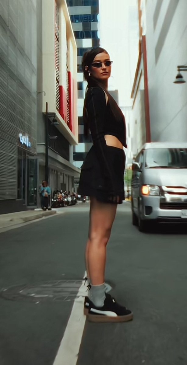 LealSally's tweet photo. #LizaSoberano for @puma...

#FENTYxPUMA #PUMAPH #PUMASEA https://t.co/p9eVYX87un