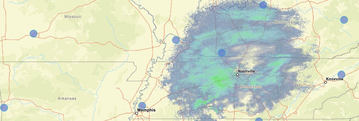 KYTCDistrict3's tweet photo. ❄️ ❄️ It may be a dark and cold Sunday night, but each county facility in the D3 area is buzzing with activity. The D3 snow &amp; ice team has deployed state and contract crews to mobilize to each county. Trucks are being loaded now as snow begins to enter our district. #kywx https://t.co/kR1ZXyxJVC