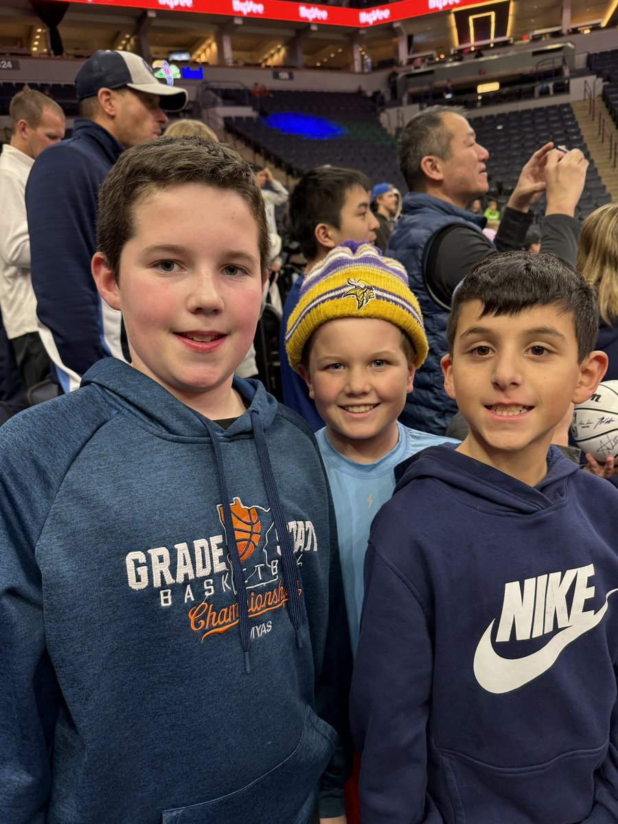 #packpix let’s go wolves!