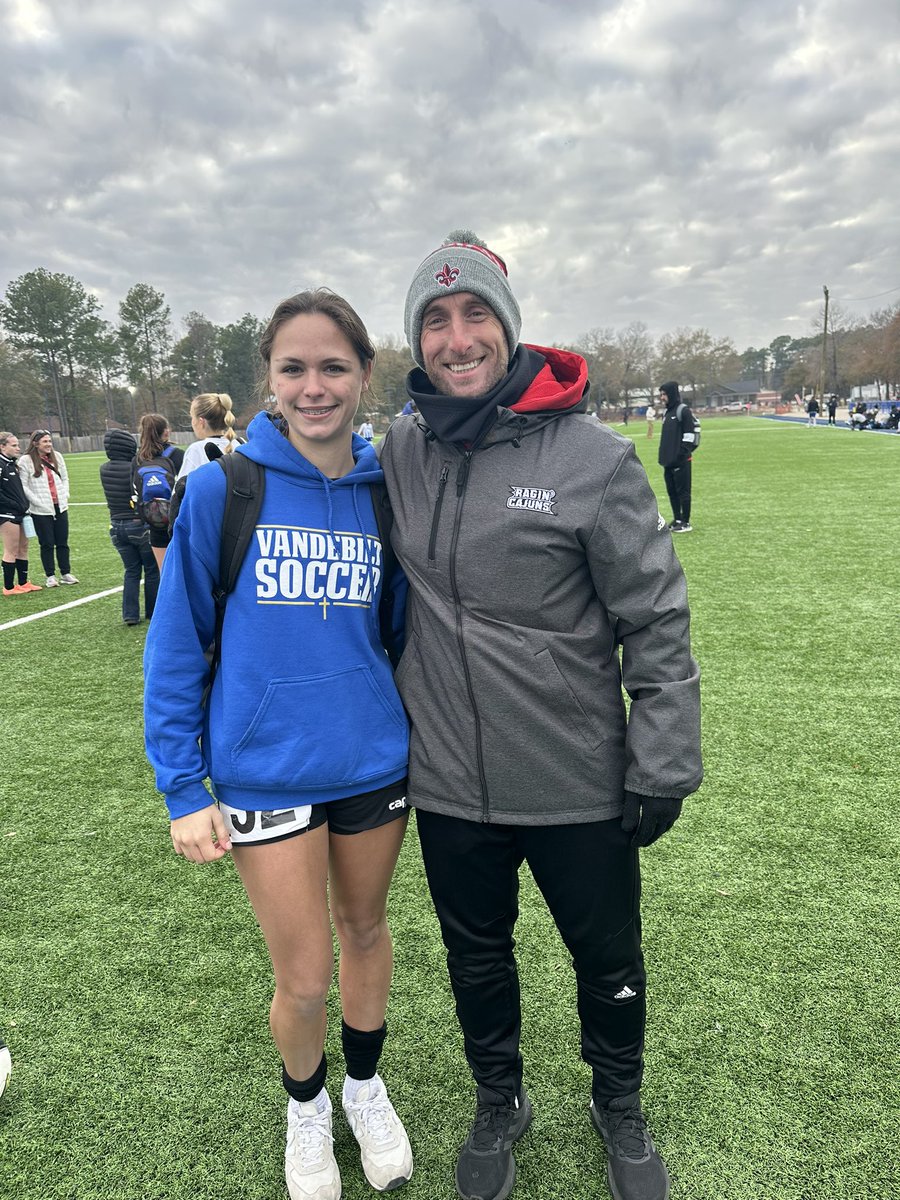 lolabug21's tweet photo. Thank you @CoachGusMota &amp;
@CollegeSoccerID TEXAS for a great day of COLD soccer. 🥶⚽️
Grateful for ALL the coaches who came out to coach and watch. Well worth the trip !! 
@chrismcbride88
@RaginCajunsSOC
@LionUpSoccer @KreweRush
@ImCollegeSoccer @SoccerMomInt https://t.co/YcCZmVmAuT