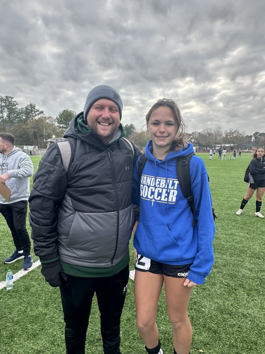 lolabug21's tweet photo. Thank you @CoachGusMota &amp;
@CollegeSoccerID TEXAS for a great day of COLD soccer. 🥶⚽️
Grateful for ALL the coaches who came out to coach and watch. Well worth the trip !! 
@chrismcbride88
@RaginCajunsSOC
@LionUpSoccer @KreweRush
@ImCollegeSoccer @SoccerMomInt https://t.co/YcCZmVmAuT