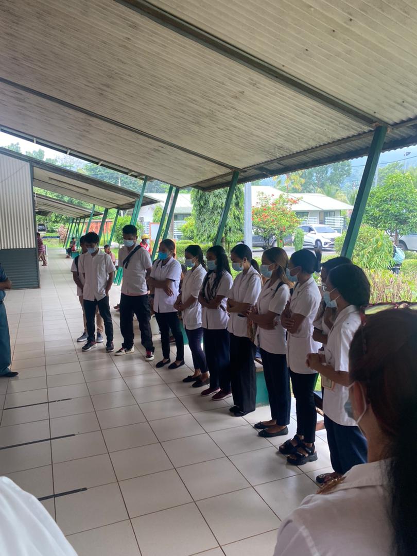 CubacooperaTlBo's tweet photo. "Atrévete a luchar por lo que quieres, no te digo que será fácil, pero si valdrá la pena." Así recibe el Núcleo Docente #Maliana a los estudiantes de 6to año de la carrera de Medicina. Formando nuevas generaciones de #Galenos en #TimorLeste🇨🇺🇹🇱. A todos Bienvenidos!!
#CubaCoopera https://t.co/WukzdTkxry