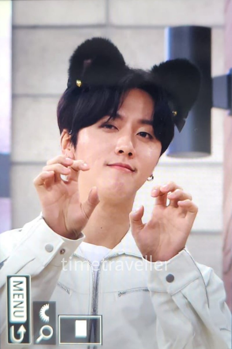 9Timetraveller's tweet photo. 240114 팬싸

🐰 or 🐱..?

#SF9 #에스에프나인 
#YOUNGBIN #김영빈 #영빈
@SF9official https://t.co/7a4K3eJ7GR