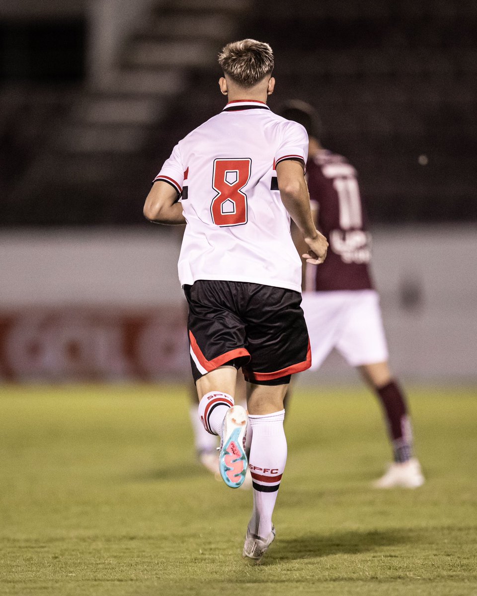 FelipeNegrucci's tweet photo. Rumo ás oitavas de final!!A luta continua🙏🏻🇾🇪 https://t.co/qe1rGZ9wV4