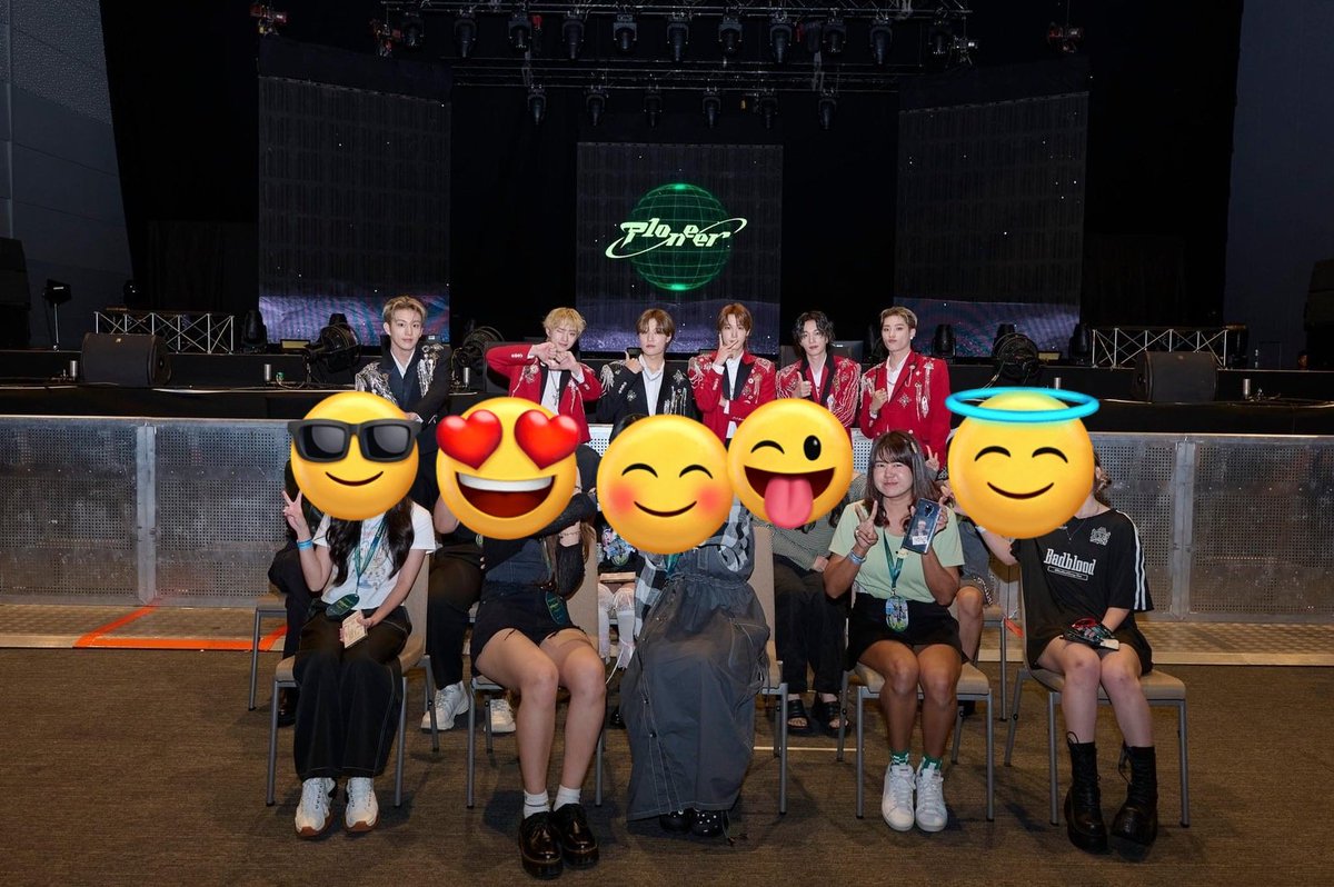 lllKaewlll's tweet photo. Soooo glad that i can be part of this tour. I won't forget that day for the rest of my life 💚
You guys did sooooo GREAT!! always PROUD of you 💚
Wish we can meet again soon.
But now can't wait for the comeback!!!
#P1Harmony #P1H #P1oneerTour https://t.co/0iesnHRjxX