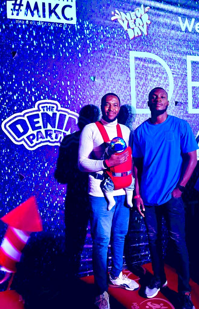 donsustain's tweet photo. You’re single yet a 3 month old attended more events in kd than you
#justdeyplay
Spot my son’s #denim
#denimparty
#mikc
#eventoflife
#chongdovetail
#kadunaevents
#culture
#urban
@Chongdovetail @EventOfLife https://t.co/lt7H4esnsD