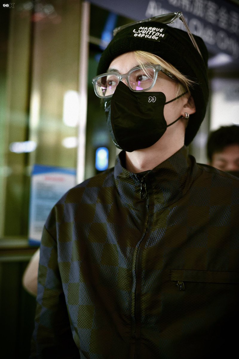 m_thippawan's tweet photo. ความหล่อคมชัดมากจริงๆ😎

Cr.98K·王鹤棣
#DylanWang https://t.co/VOqXkajrKl