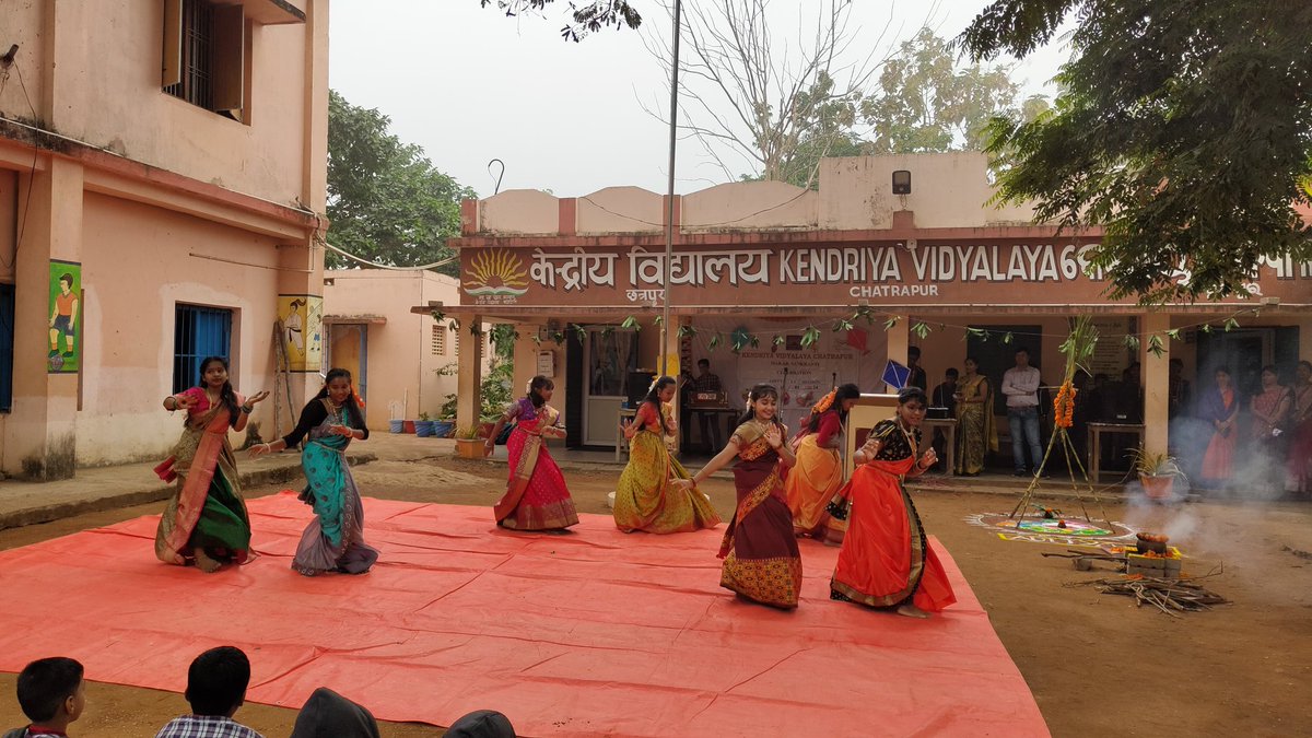 KVChatrapur's tweet photo. Vidyalaya Celebrated #MakarSankranti is truly a #OneNationOneFestival @EBSB_Edumin https://t.co/ap5Iaj8kY4