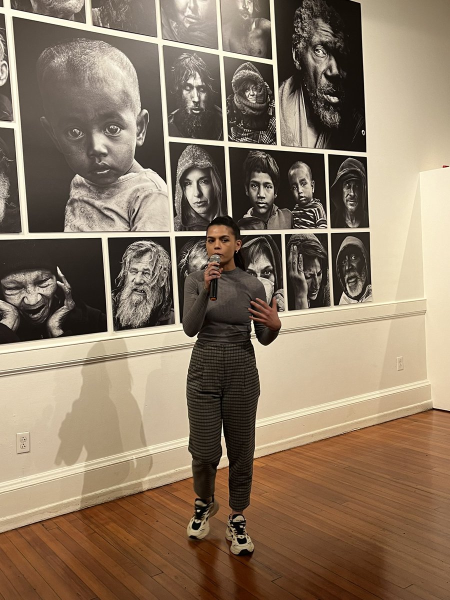 Priya Mammen (@pemammen) on Twitter photo Congrats to <a href="/frasso_rosemary/">Rosie Frasso</a> & <a href="/williebaronet/">williebaronet</a> with <a href="/LeahDenbok/">Leah den Bok</a> for the powerful exhibit “Unhoused: Personal Stories & Public Health.”
An incredible collab betw artists & scientists, visual arts & qualitative data analysis.
#Storytelling Congrats to <a href="/frasso_rosemary/">Rosie Frasso</a> & <a href="/williebaronet/">williebaronet</a> with <a href="/LeahDenbok/">Leah den Bok</a> for the powerful exhibit “Unhoused: Personal Stories & Public Health.”
An incredible collab betw artists & scientists, visual arts & qualitative data analysis.
#Storytelling