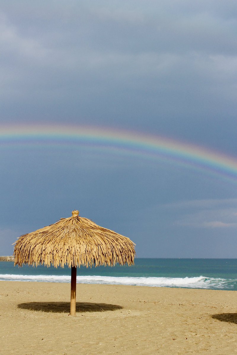203_CUTE's tweet photo. 🌊🌈 https://t.co/pmw6YzyrmE