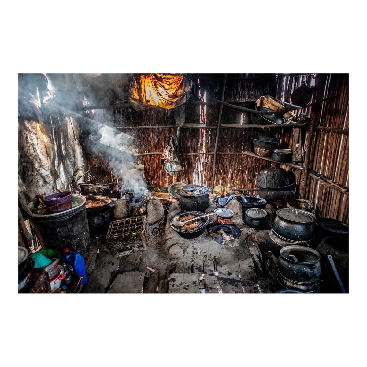 Traditional African cuisine.
At sunrise, mother Ridouane prepares food for the children.
#benin #bénin #food #afrique #sunrise #water #children #kitchen #femmeafricaine #love #femmenoire #Destinationbenin #africa #visitbenin #yanickfolly #traditionalafrican #africancooking