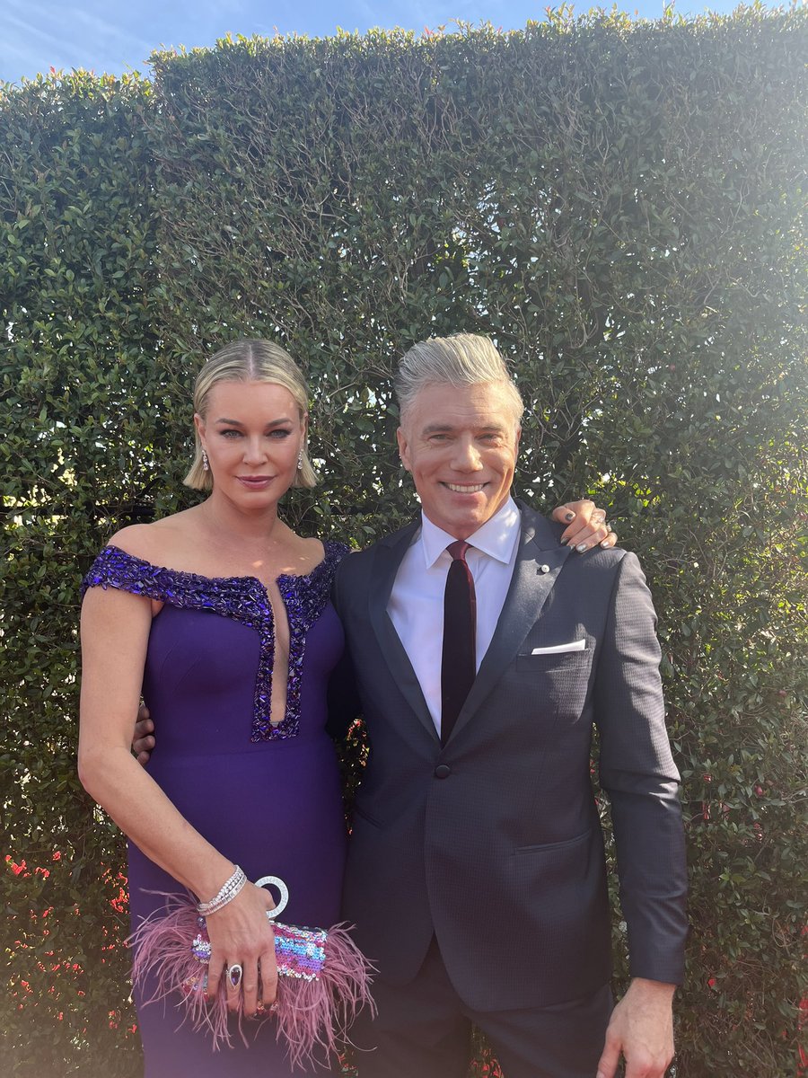 The great @RebeccaRomijn and some dude who snuck in. #CriticsChoiceAwards #StarTrek #strangenewworlds