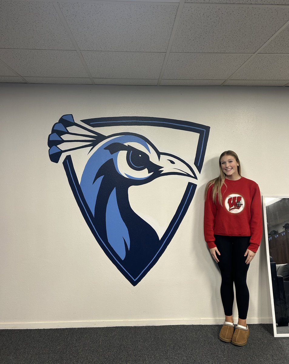 reagon22's tweet photo. Go Peacocks!!🩵🦚 #Feathersup @UIU_Softball https://t.co/0CUNEeU6kT