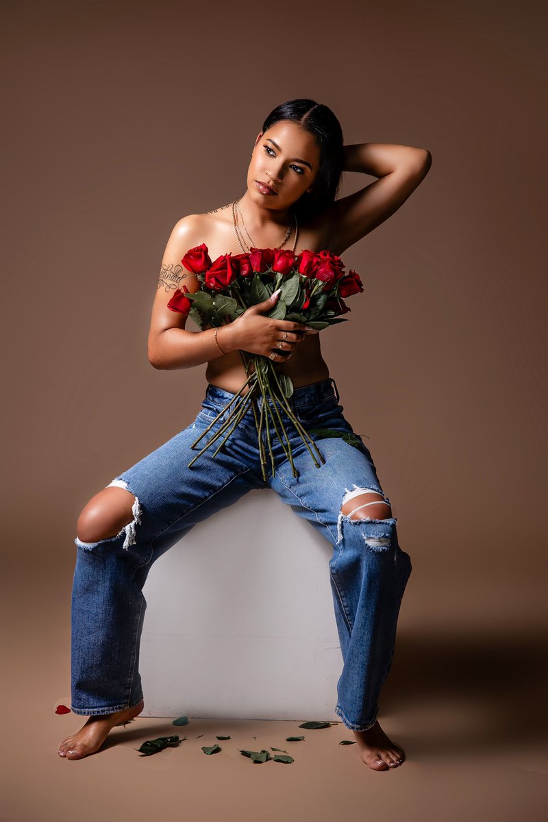BigSaVySaV's tweet photo. Need a photographer? Tap in📸 https://t.co/yELehBy5xV