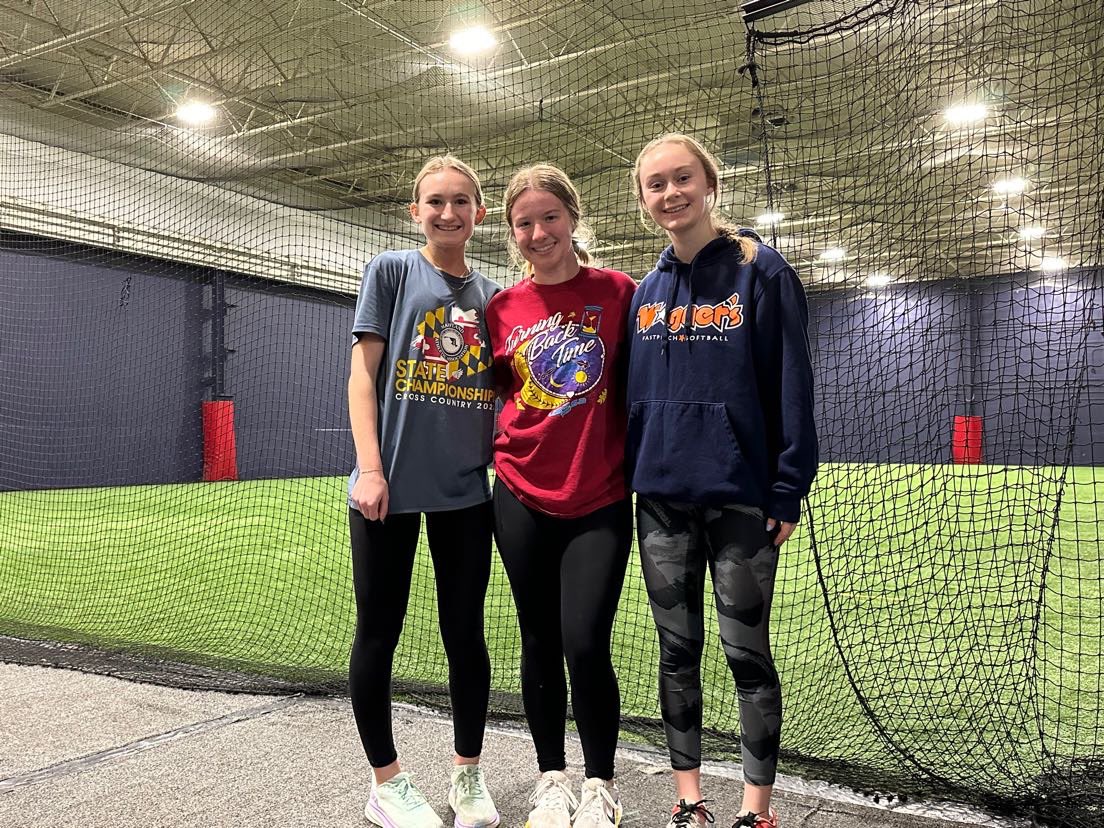 brisoftball98's tweet photo. Just finished my first week of Fallston Rec Skills and Drills Clinic! Loved helping out 6-12 year old girls learn the game! I also enjoyed doing it with @sarafrist02 and @addi_hessler https://t.co/5X50sooTtH