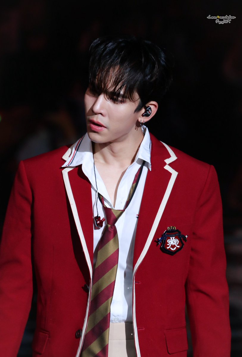 lemoncutetoo's tweet photo. [•130124•] MAX ☻
อยากดื้อกับรุ่นพี่จังฮะ  !! โคตรเท่ 💥

@MMaxmaxxxx  
#DMDLAND2CONCERT
#mmaxmax #ไดโนกรธัสส์ 
#lemoncutetoo https://t.co/3sCjPEoKDn