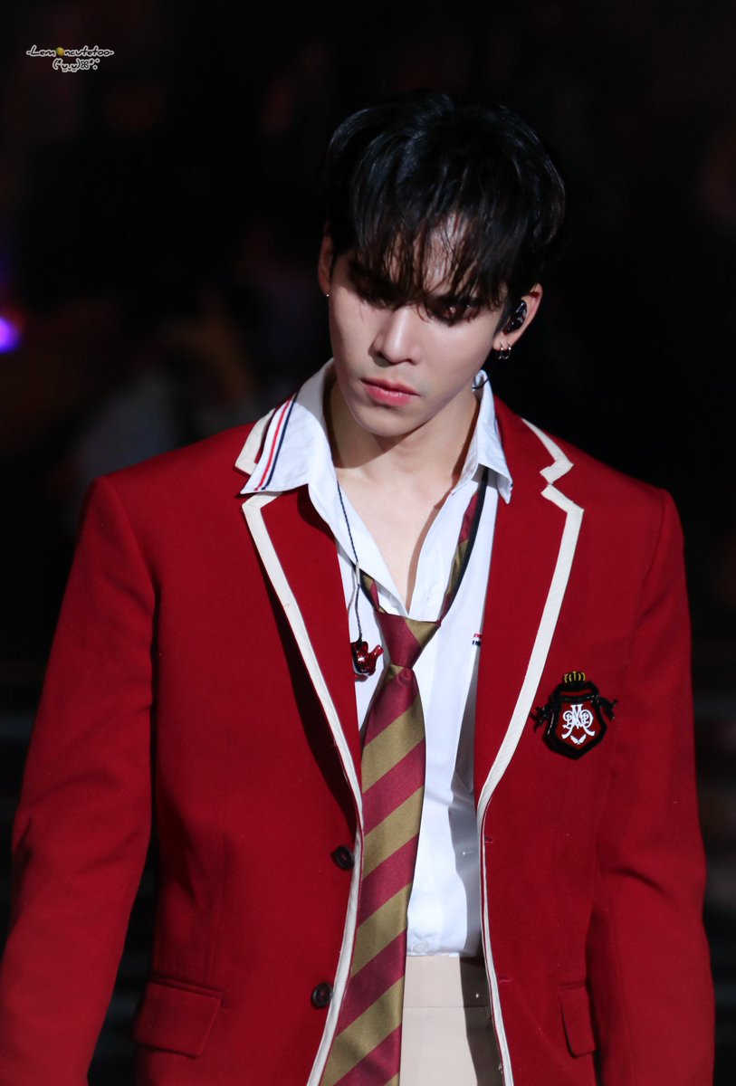 lemoncutetoo's tweet photo. [•130124•] MAX ☻
อยากดื้อกับรุ่นพี่จังฮะ  !! โคตรเท่ 💥

@MMaxmaxxxx  
#DMDLAND2CONCERT
#mmaxmax #ไดโนกรธัสส์ 
#lemoncutetoo https://t.co/3sCjPEoKDn