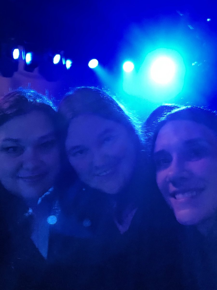 comj75_krissy's tweet photo. Been at work all day, but I’m here now to make my obligatory Messer post! Pics from 1 year ago today! #whoismesser https://t.co/j6tGZNsq0c