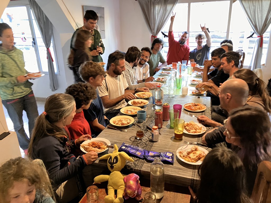 kinipolegus's tweet photo. Salieron canelones populares en la #EBJMB https://t.co/P9Y1GXVLY5