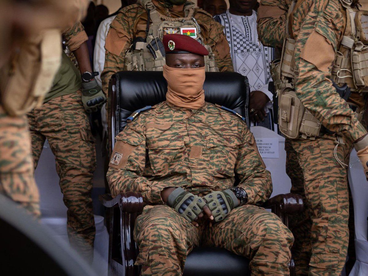 DD_Geopolitics's tweet photo. 🇧🇫 An attempted military coup in Burkina Faso has been thwarted

Allegedly France, through its agency, sought revenge and attempted to overthrow the government, which had begun expelling French forces and establishing close ties with Russia.

Some Telegram Channels suggest that Russian intelligence played a crucial role in foiling the coup.